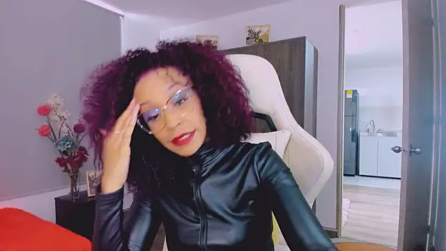 Snapshot of ScarlettMalbec chatting on 01-16-26, 09:41 ScarlettMalbec online show from 01-16-26, 09:41