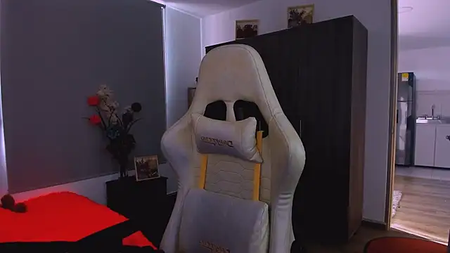 Snapshot of ScarlettMalbec chatting on 02-05-26, 09:41 ScarlettMalbec online show from 02-05-26, 09:41