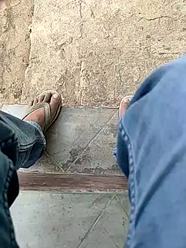 COUPLLE VILLAGE online show from 03-08-25, 10:43