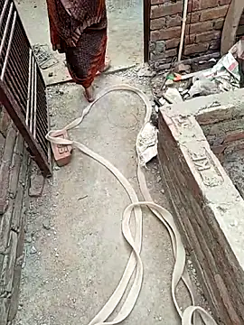 COUPLLE VILLAGE online show from 02-19-26, 03:02