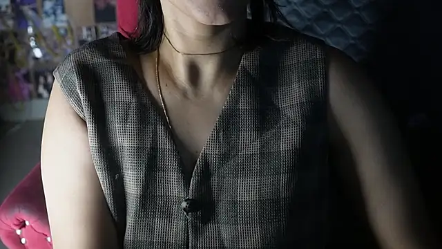 Snapshot of -AyeshaSinghania- chatting on 01-13-25, 05:12 -AyeshaSinghania- online show from 01-13-25, 05:12