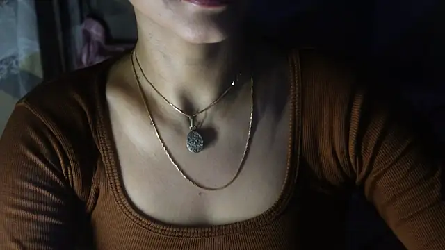 -AyeshaSinghania- online show from 11-01-25, 08:38