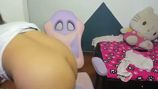 daleska ayala 1 online show from 11-11-25, 02:00