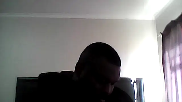 Snapshot of Yardie_bone chatting on 07-17-26, 07:15 Yardie bone online show from 07-17-26, 07:15
