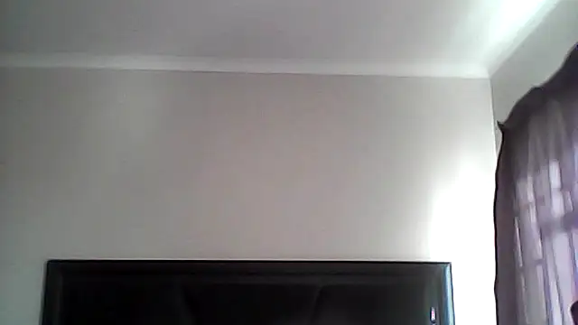 Snapshot of Yardie_bone chatting on 07-18-26, 07:01 Yardie bone online show from 07-18-26, 07:01