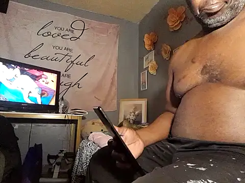 Snapshot of macnificent1fr chatting on 02-15-25, 05:51 macnificent1fr online show from 02-15-25, 05:51