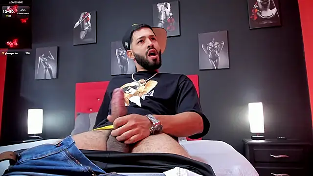 Snapshot of Thiagogomez chatting on 12-28-24, 12:35 Thiagogomez online show from 12-28-24, 12:35