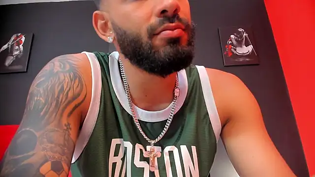 Snapshot of Thiagogomez chatting on 01-13-25, 03:26 Thiagogomez online show from 01-13-25, 03:26