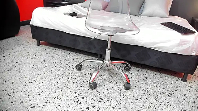 Snapshot of Thiagogomez chatting on 02-22-25, 12:29 Thiagogomez online show from 02-22-25, 12:29