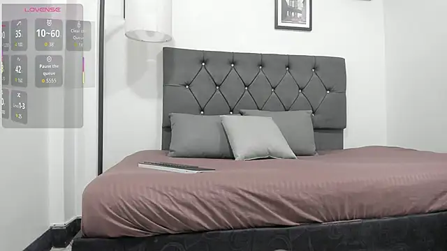 Snapshot of Thiagogomez chatting on 02-06-26, 06:55 Thiagogomez online show from 02-06-26, 06:55