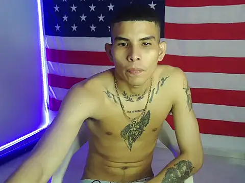 Snapshot of hot_king20 chatting on 10-28-25, 09:50 hot king20 online show from 10-28-25, 09:50