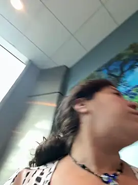 Snapshot of Bigbuttbrooklynn chatting on 10-27-25, 06:56 Bigbuttbrooklynn online show from 10-27-25, 06:56