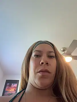 Snapshot of Bigbuttbrooklynn chatting on 01-13-26, 06:13 Bigbuttbrooklynn online show from 01-13-26, 06:13