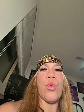 Snapshot of Bigbuttbrooklynn chatting on 02-13-26, 06:53 Bigbuttbrooklynn online show from 02-13-26, 06:53