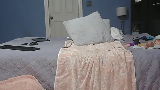 Snapshot of NinasRu chatting on 01-26-25, 08:03 NinasRu online show from 01-26-25, 08:03