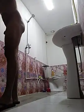 Snapshot of Antonio_shower_time chatting on 06-27-26, 01:32 Antonio shower time online show from 06-27-26, 01:32