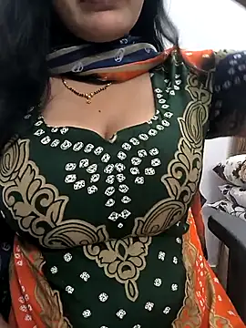 lovely zara online show from 11-20-25, 12:27