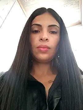 Astrid-- online show from 01-02-25, 06:23