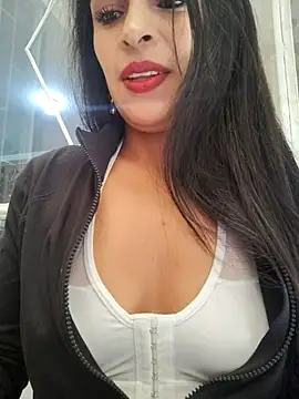 Astrid-- online show from 10-24-25, 07:54