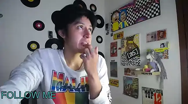 Snapshot of 9_Fernanda_9 chatting on 02-22-25, 11:57 9 Fernanda 9 online show from 02-22-25, 11:57