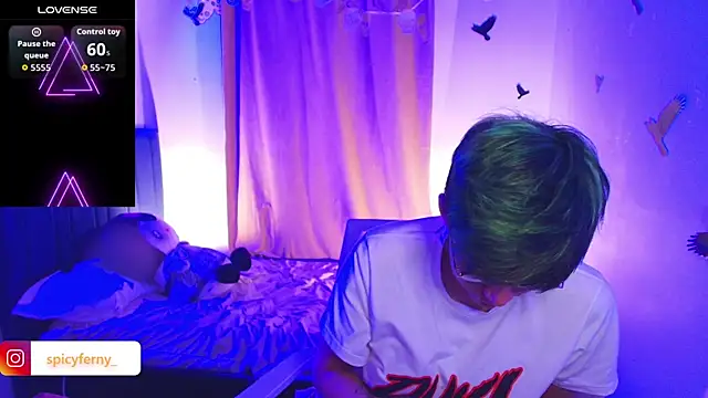 Snapshot of 9_Fernanda_9 chatting on 10-27-25, 08:07 9 Fernanda 9 online show from 10-27-25, 08:07