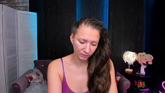 Snapshot of SarahCoksss chatting on 11-27-25, 12:02 SarahCoksss online show from 11-27-25, 12:02