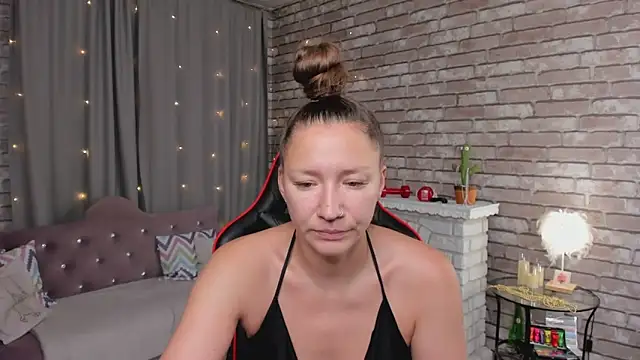 SarahCoksss online show from 06-10-26, 12:22