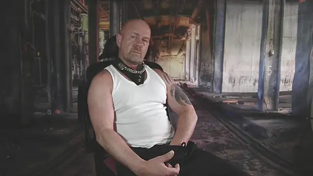 ManlyPrisonGuy online show from 04-29-26, 02:10