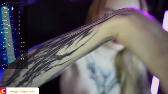 Snapshot of amywhitenessxx chatting on 01-22-25, 01:00 amywhitenessxx online show from 01-22-25, 01:00