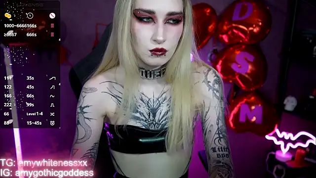 Snapshot of amywhitenessxx chatting on 02-15-26, 12:14 amywhitenessxx online show from 02-15-26, 12:14