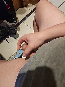 Snapshot of Jackauff69 chatting on 02-23-25, 01:42 Jackauff69 online show from 02-23-25, 01:42