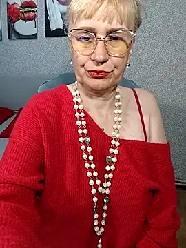 Snapshot of koroleva70 chatting on 05-28-26, 10:56 koroleva70 online show from 05-28-26, 10:56