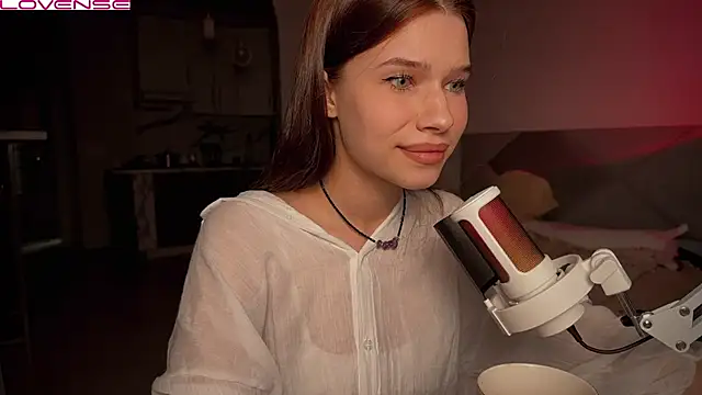 Snapshot of YourOblivion chatting on 03-21-25, 08:40 YourOblivion online show from 03-21-25, 08:40