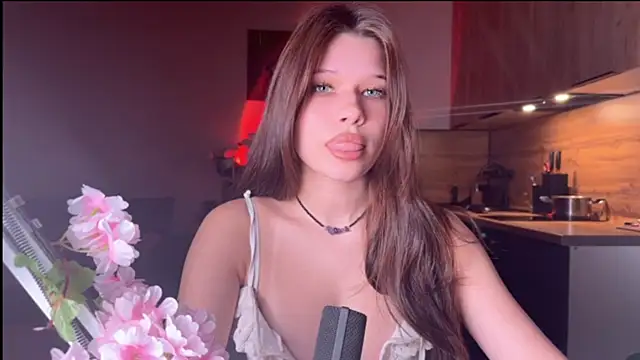 Snapshot of YourOblivion chatting on 03-13-26, 07:20 YourOblivion online show from 03-13-26, 07:20