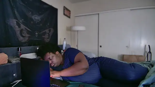 Yagurl  west online show from 01-27-25, 04:22