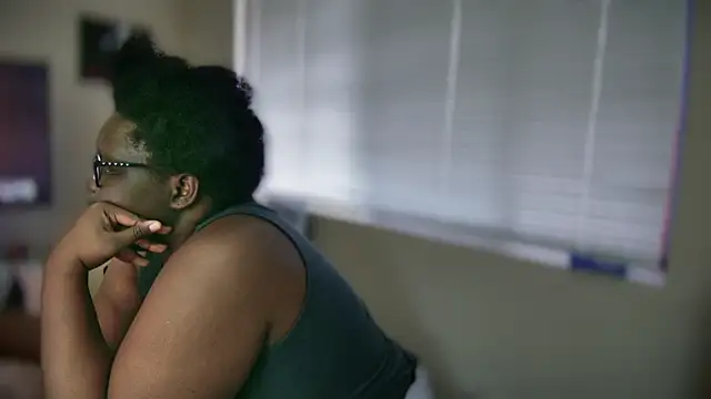 Yagurl  west online show from 02-24-25, 01:02