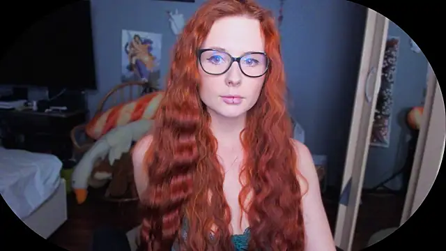 Snapshot of KlementinaBbG chatting on 12-14-24, 08:51 KlementinaBbG online show from 12-14-24, 08:51