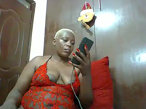 Snapshot of Poisonous_Ivy chatting on 11-03-25, 10:21 Poisonous Ivy online show from 11-03-25, 10:21