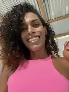 Snapshot of lau_sil chatting on 01-15-26, 06:33 lau sil online show from 01-15-26, 06:33