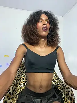 Snapshot of lau_sil chatting on 02-27-26, 08:31 lau sil online show from 02-27-26, 08:31