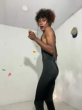 Snapshot of lau_sil chatting on 03-06-26, 09:11 lau sil online show from 03-06-26, 09:11