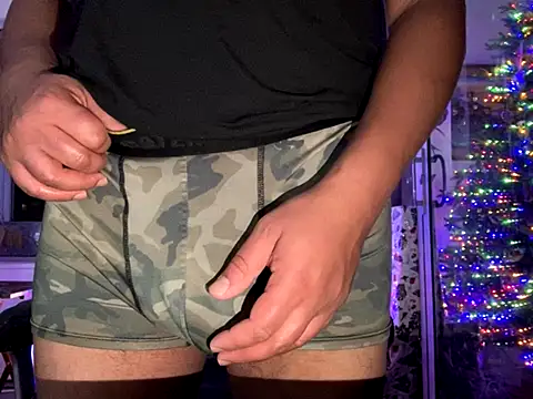 Snapshot of ThickDick_Daddy chatting on 12-05-25, 07:39 ThickDick Daddy online show from 12-05-25, 07:39