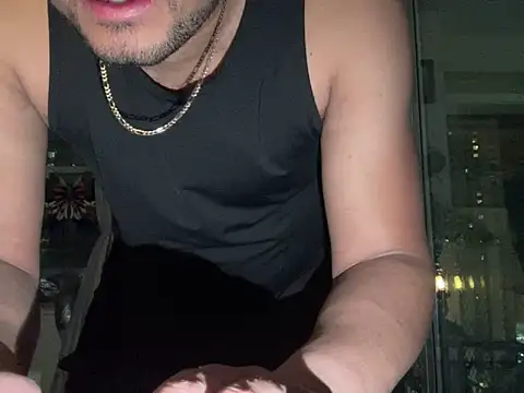 Snapshot of ThickDick_Daddy chatting on 02-12-26, 07:03 ThickDick Daddy online show from 02-12-26, 07:03