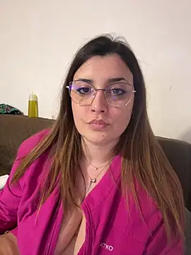 Snapshot of Novababy18 chatting on 03-14-25, 02:10 Novababy18 online show from 03-14-25, 02:10