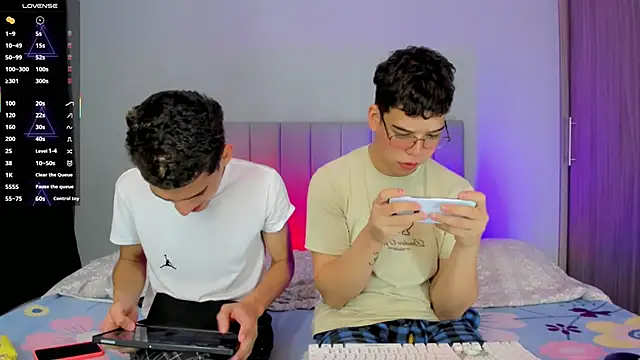 Snapshot of jake_and_joaquin chatting on 03-14-25, 07:59 jake and joaquin online show from 03-14-25, 07:59