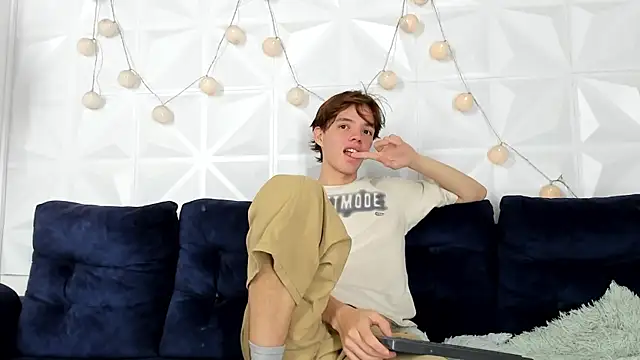 daniel hot03 online show from 02-25-25, 09:24