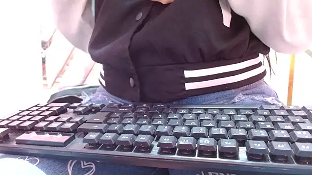 nadescomthxx online show from 11-12-25, 04:40