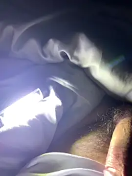 Snapshot of bertram59 chatting on 12-19-25, 11:39 bertram59 online show from 12-19-25, 11:39