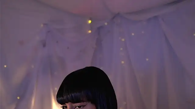 Snapshot of JulietaWinona chatting on 01-09-25, 10:31 JulietaWinona online show from 01-09-25, 10:31