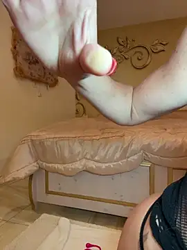 Kate-monroe online show from 05-14-26, 08:37